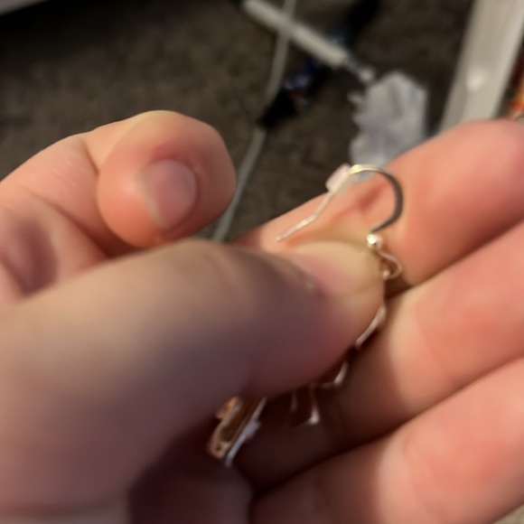 Earrings for anyone - Picture 7 of 17